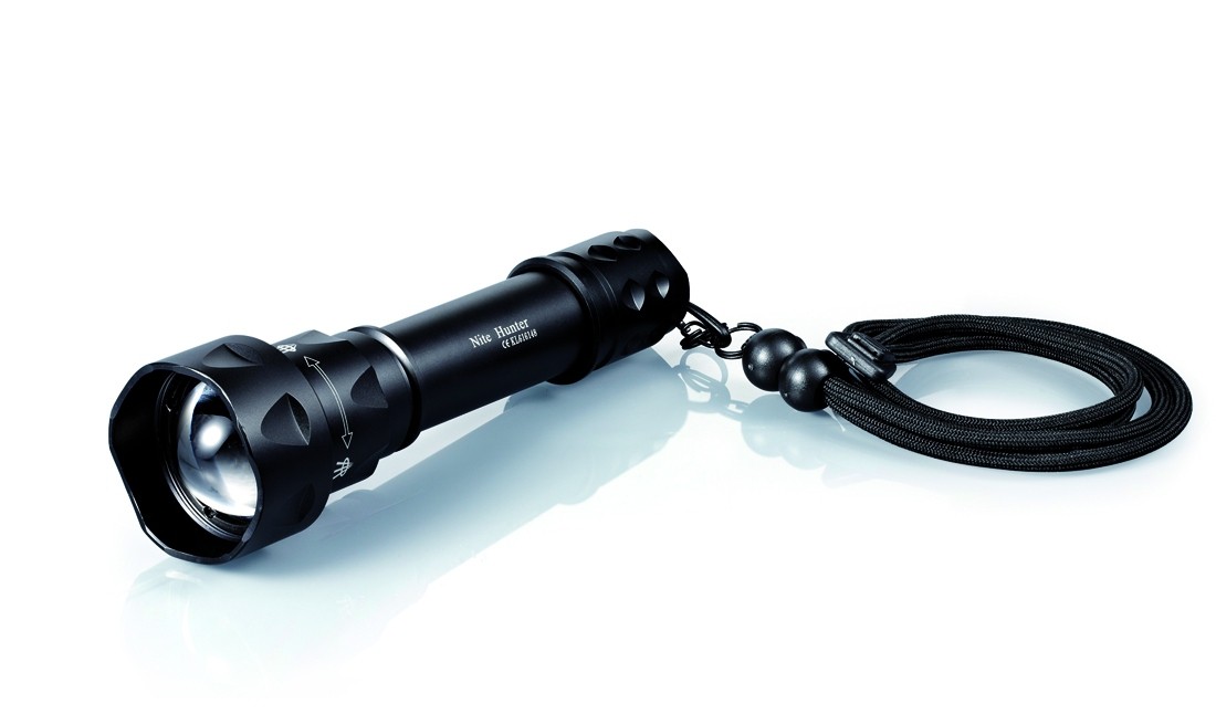 LAMPE NITE HUNTER FOCUS RECHARGEABLE 1200LUM 45MIN ON/OFF WOLF EYES