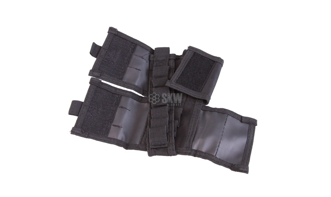 MOLLE BLACK MAG POUCH