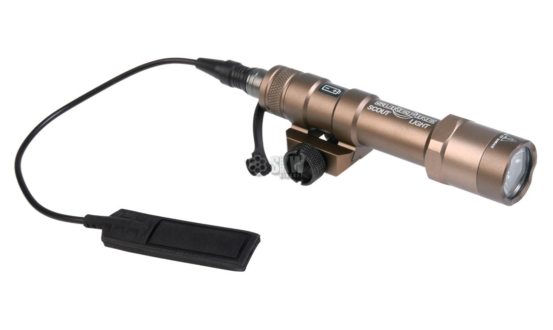 LINTERNA TÁCTICA M600B 470 LUMENS TAN ELEMENT