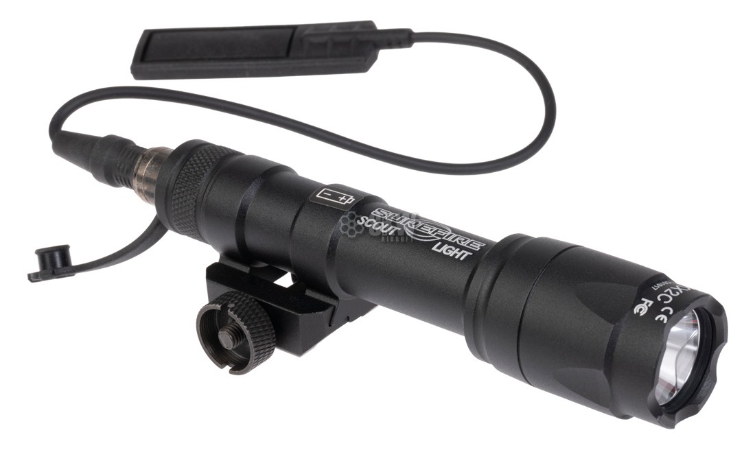 TACTICAL FLASHLIGHT M600C 370 LUMENS ELEMENT